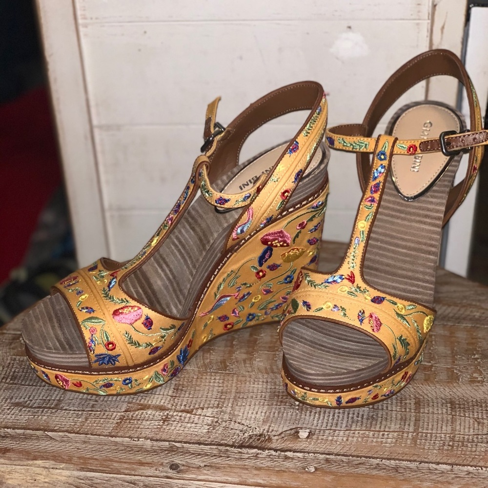 Gianni Bini Gold Embroidered Floral Wedge Sandals